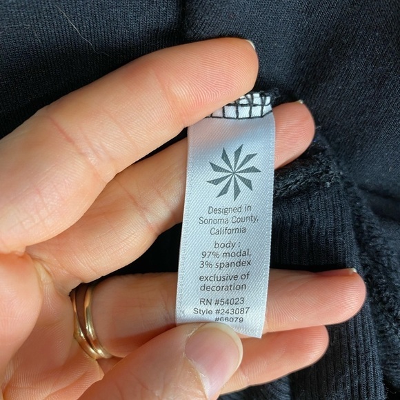 Athleta: Zipper Lightweight Pullover Sweatshirt Modal Spandex Black Size Medium - Picture 5 of 6